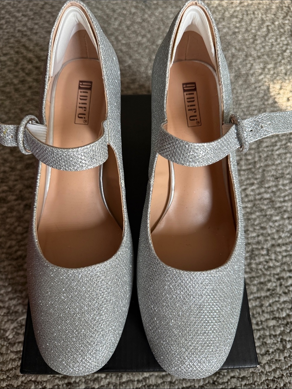 IDIFU Silver Glitter Mary Jane Heels